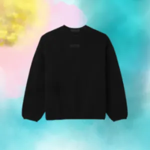 Black Esentials Sweatshirt