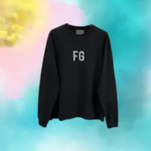 Essentials FG Logo Sweatshirt